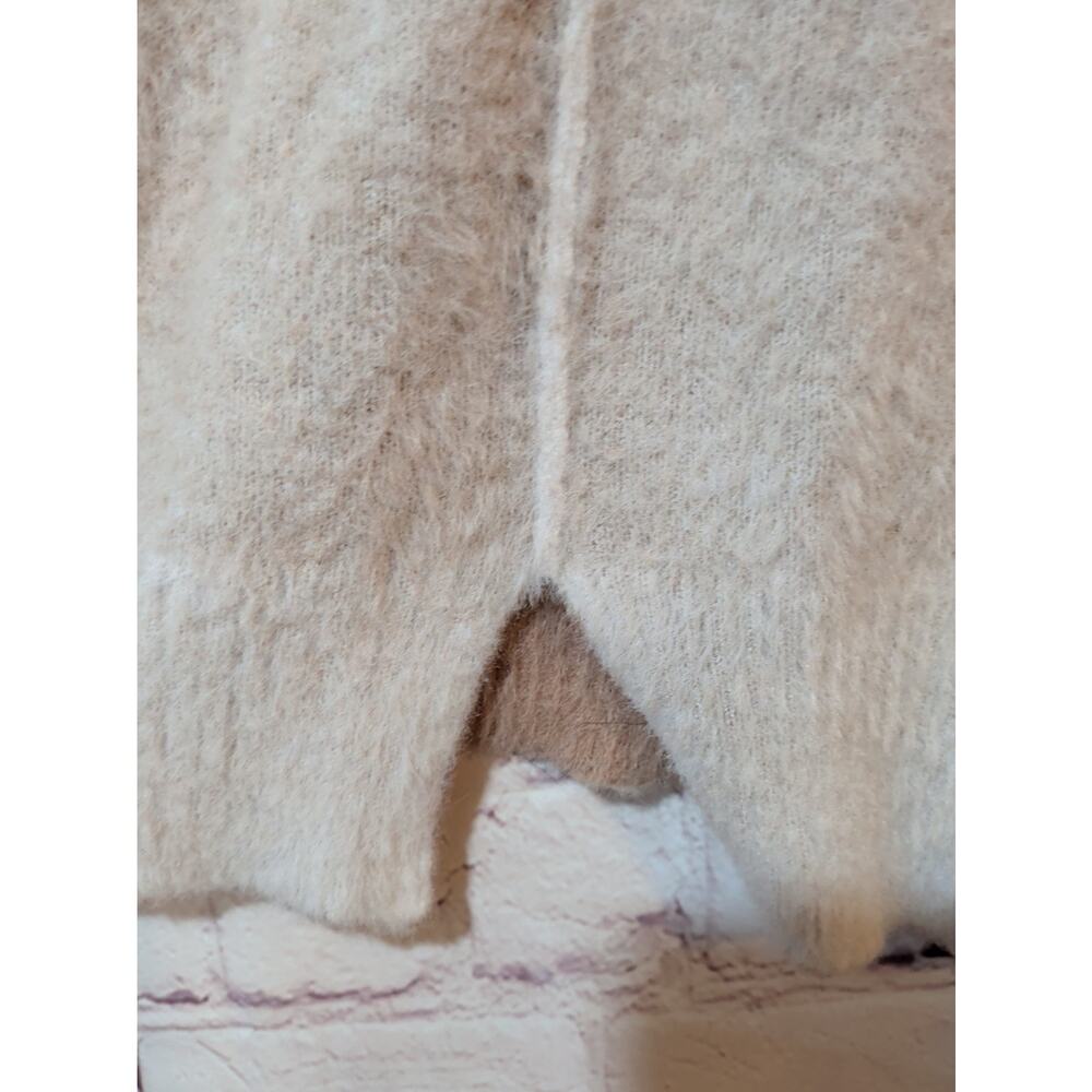 Natural Life Fuzzy Knit Exposed Seam Sz XL V-Neck Pullover Sweater Oatmeal Tan - Picture 12 of 14